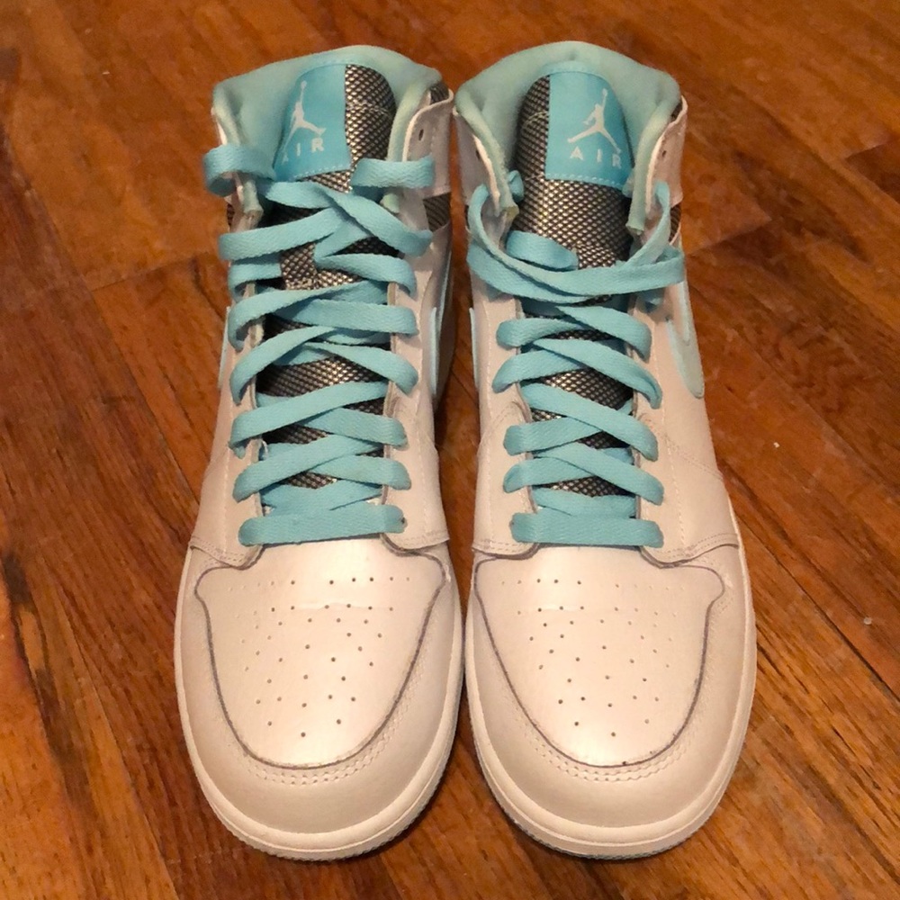 Girls Air Jordan 1